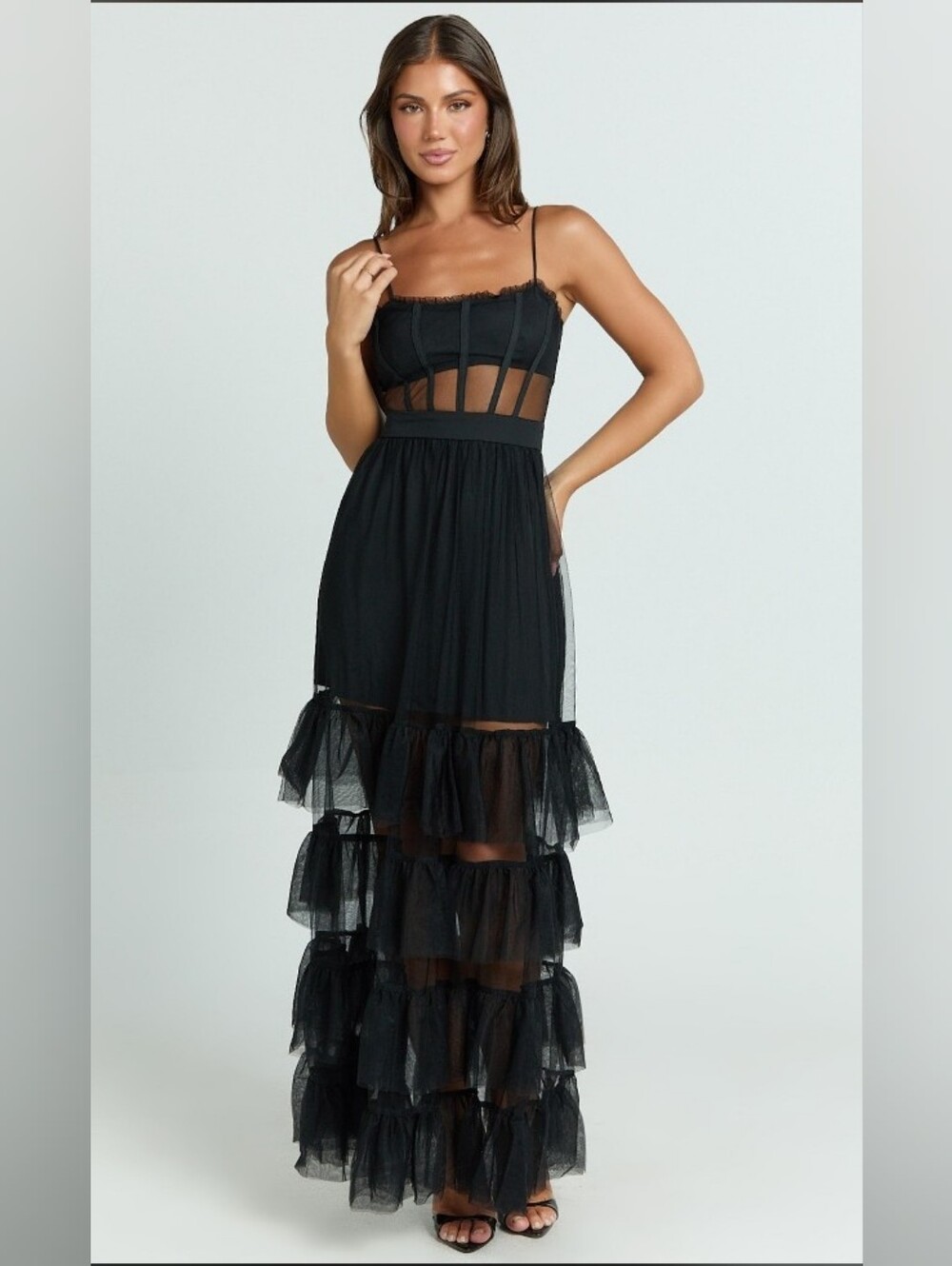 NWT Showpo Evelynn Maxi Dress Sweetheart Neckline (MSRP $150)